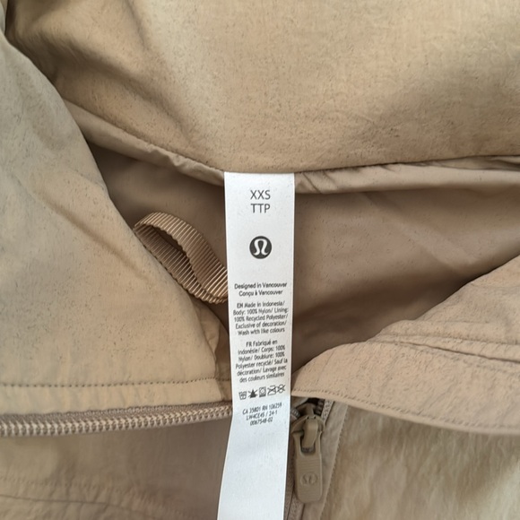Hooded Mid-Length Utility Jacket - Picture 10 of 14